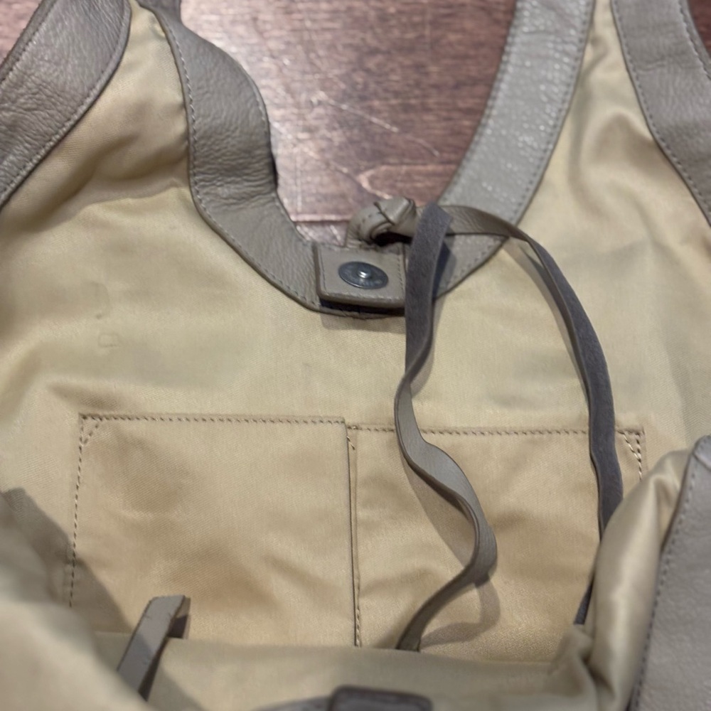 Chic Leather Tote Bag - Lucky Brand - Picture 3 of 10